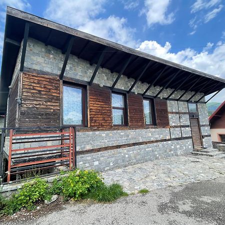 Cabana de piatra Buşteni Exterior foto
